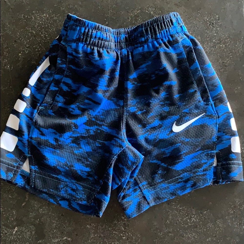 EUC NIKE dri-fit 3T basketball shorts
